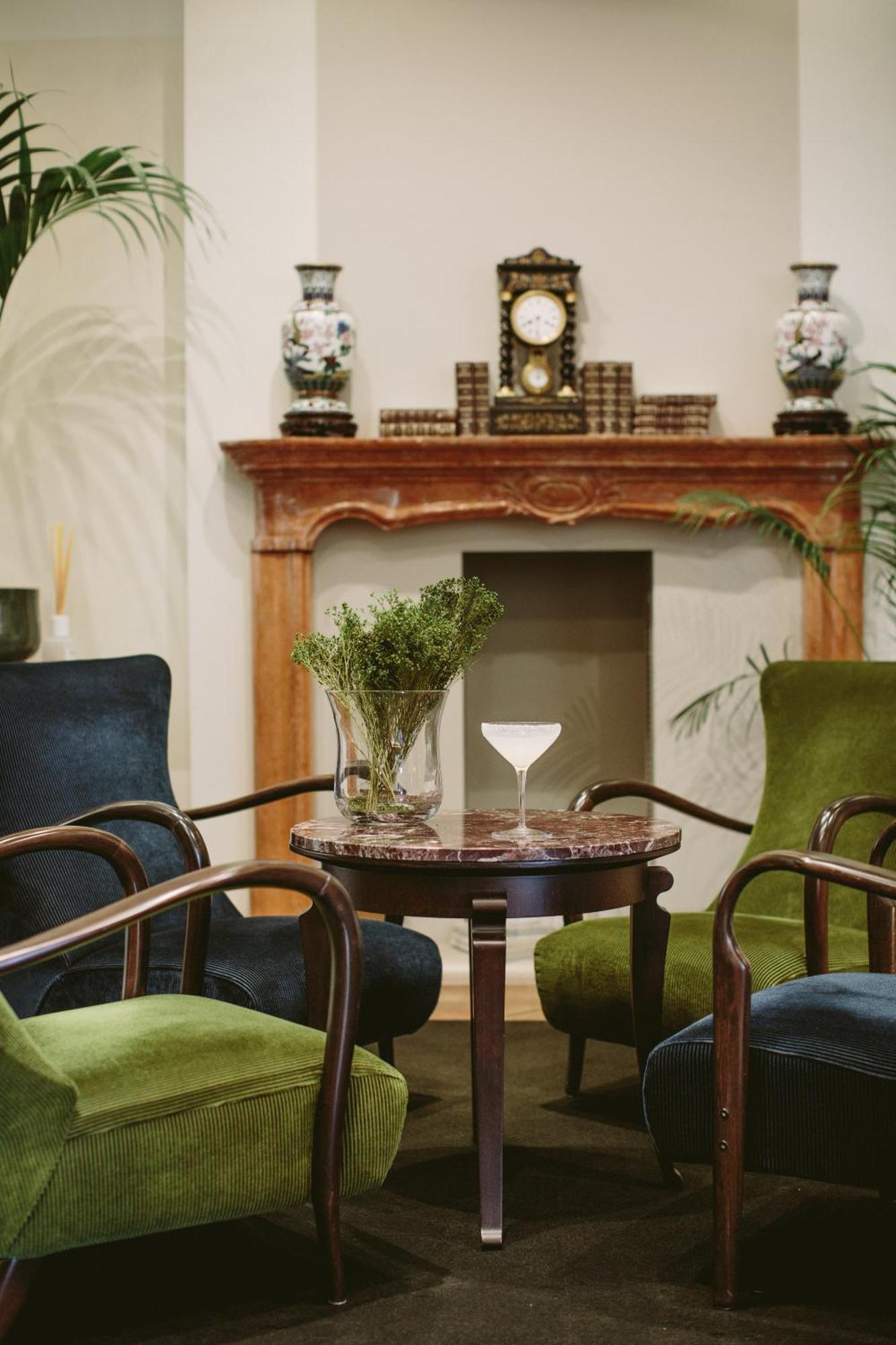 Hotel Piccola Vela Дезенцано-дель-Гарда Экстерьер фото